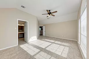 2351 Wright Cir, Round Rock, TX 78664 - Photo 4