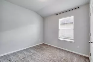 200 Waterway Ave, Hutto, TX 78634 - Photo 14