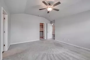 200 Waterway Ave, Hutto, TX 78634 - Photo 12