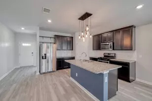 200 Waterway Ave, Hutto, TX 78634 - Photo 6