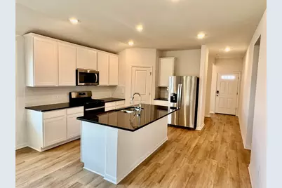 5017 Hazelnut Lane, Del Valle, TX 78617 - Photo 2