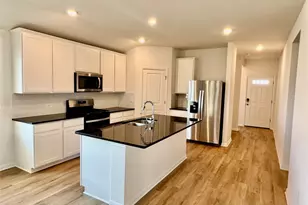 5017 Hazelnut Ln, Del Valle, TX 78617 - Photo 2