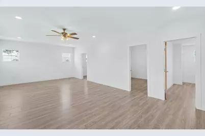 224 Old Coach Lane, Elgin, TX 78621 - Photo 18