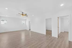 224 Old Coach Ln, Elgin, TX 78621 - Photo 18