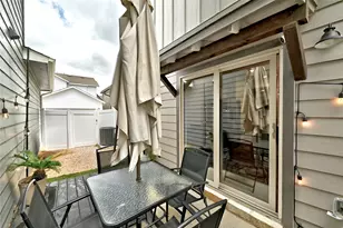 8009 Mellencamp Dr, Austin, TX 78744 - Photo 24