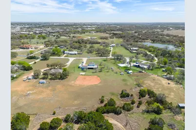 118 Deep Lake Drive, Liberty Hill, TX 78642 - Photo 38