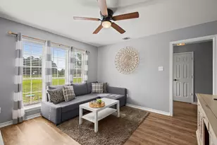 118 Deep Lake Dr, Liberty Hill, TX 78642 - Photo 10