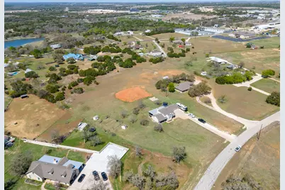 118 Deep Lake Drive, Liberty Hill, TX 78642 - Photo 36