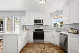 118 Deep Lake Dr, Liberty Hill, TX 78642 - Photo 22