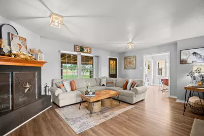 118 Deep Lake Drive, Liberty Hill, TX 78642 - Photo 2