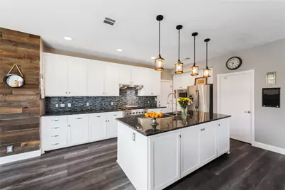 261 Tobin Drive, Buda, TX 78610 - Photo 2