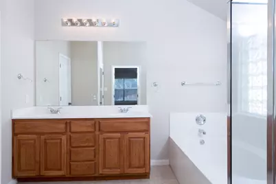 1611 Briar Hill Drive, Georgetown, TX 78626 - Photo 14