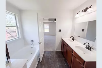 12816 Wooly Bucket Cove, Elgin, TX 78621 - Photo 10