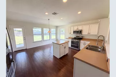 12816 Wooly Bucket Cove, Elgin, TX 78621 - Photo 2