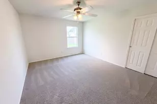 12816 Wooly Bucket Cove, Elgin, TX 78621 - Photo 14