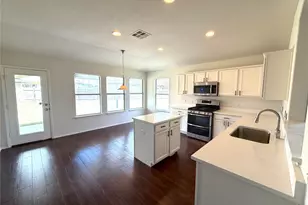12816 Wooly Bucket Cove, Elgin, TX 78621 - Photo 2