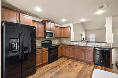 605 San Antonio Riverwalk Walk, Hutto, TX 78634 - Photo 14