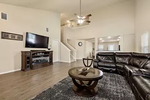 605 San Antonio Riverwalk Walk, Hutto, TX 78634 - Photo 8
