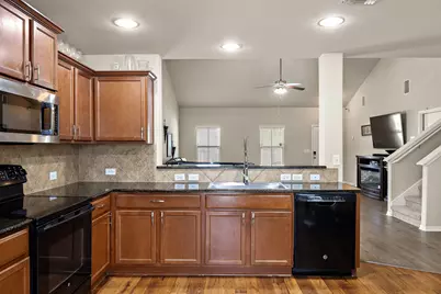 605 San Antonio Riverwalk Walk, Hutto, TX 78634 - Photo 12