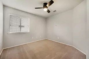 102 Anderson St, Hutto, TX 78634 - Photo 22