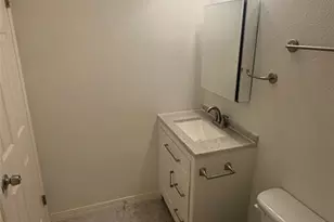 500 E Riverside Dr, Austin, TX 78704 - Photo 16