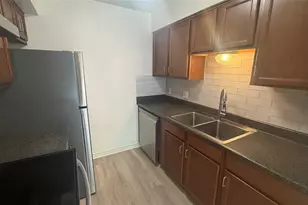500 E Riverside Dr, Austin, TX 78704 - Photo 4