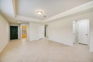 421 Holiday Creek Ln, Georgetown, TX 78633 - Photo 6