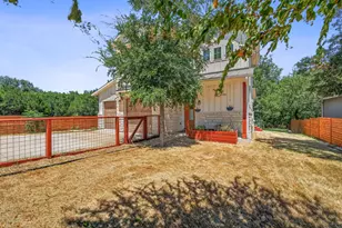 11005 7th St, Jonestown, TX 78645 - Photo 32
