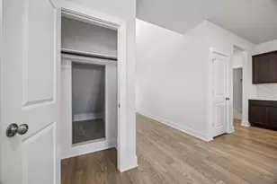 8503 McKamy Dr, Austin, TX 78744 - Photo 6