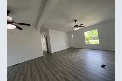 330 Grandview Drive, San Marcos, TX 78666 - Photo 10