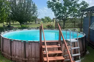 330 Grandview Dr, San Marcos, TX 78666 - Photo 16