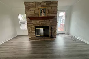 330 Grandview Dr, San Marcos, TX 78666 - Photo 4