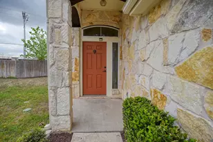 106 Double Barrel Ct, Bastrop, TX 78602 - Photo 6