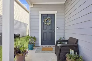 114 Gemsbok Rd, Hutto, TX 78634 - Photo 2