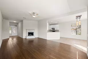 10210 Twin Lake Loop, Dripping Springs, TX 78620 - Photo 4
