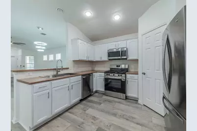 12412 Jamie Drive, Manor, TX 78653 - Photo 14