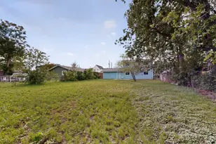 6407 Cannonleague Dr, Austin, TX 78745 - Photo 38