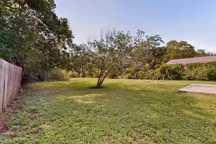 6407 Cannonleague Dr, Austin, TX 78745 - Photo 38