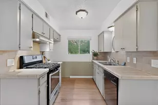6407 Cannonleague Dr, Austin, TX 78745 - Photo 14
