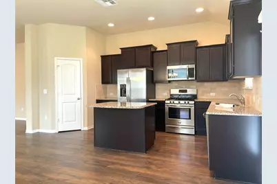 1921 McQueeny Cove, Round Rock, TX 78664 - Photo 8