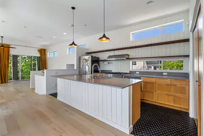 5334 Sendero Hills Parkway, Austin, TX 78724 - Photo 2