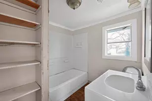 706 W 5th St, Hearne, TX 77859 - Photo 6