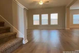 9310 Bennett Frst, Converse, TX 78109 - Photo 4