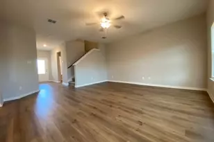 9310 Bennett Frst, Converse, TX 78109 - Photo 12