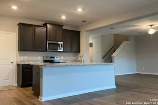 9310 Bennett Frst, Converse, TX 78109 - Photo 10