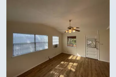 17303 E Darleen Drive, Leander, TX 78641 - Photo 4