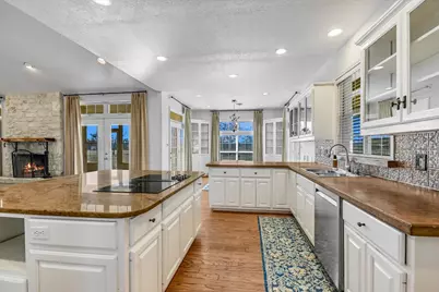 842 Boos Lane, Fredericksburg, TX 78624 - Photo 14