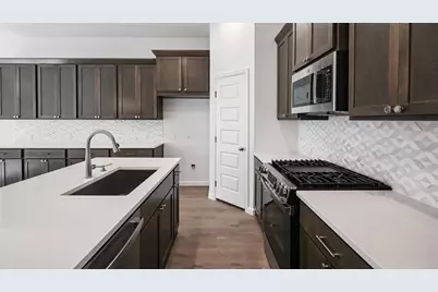 186 Blackborrow Drive, Kyle, TX 78640 - Photo 10