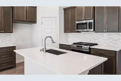 186 Blackborrow Drive, Kyle, TX 78640 - Photo 2