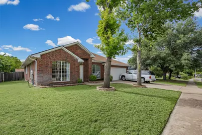801 Brown Drive, Pflugerville, TX 78660 - Photo 4